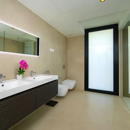 Pouw By Interhome