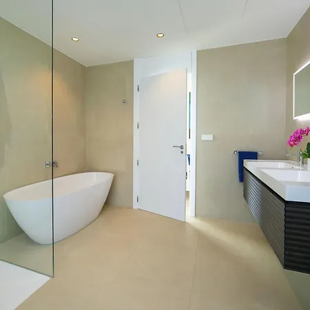 Pouw By Interhome *